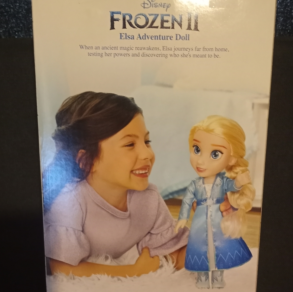 Elsa Doll - Picture 6 of 6